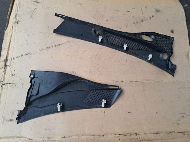 bontott RENAULT CLIO II Levélrács