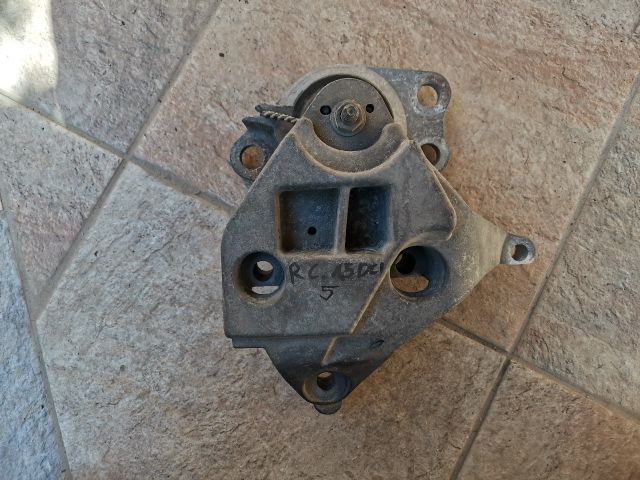 bontott RENAULT CLIO II Motor Tartó Bak (Fém)