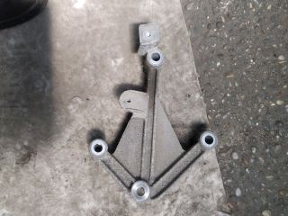 bontott RENAULT CLIO II Motor Tartó Bak (Pozíciófüggetlen)