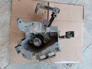 bontott RENAULT CLIO II Motor Tartó Bak (Pozíciófüggetlen)