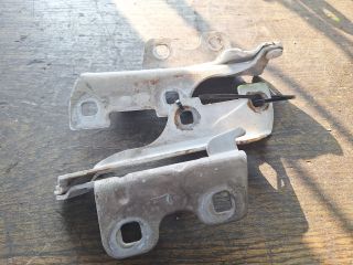 bontott RENAULT CLIO II Motorháztető Zsanér Pár