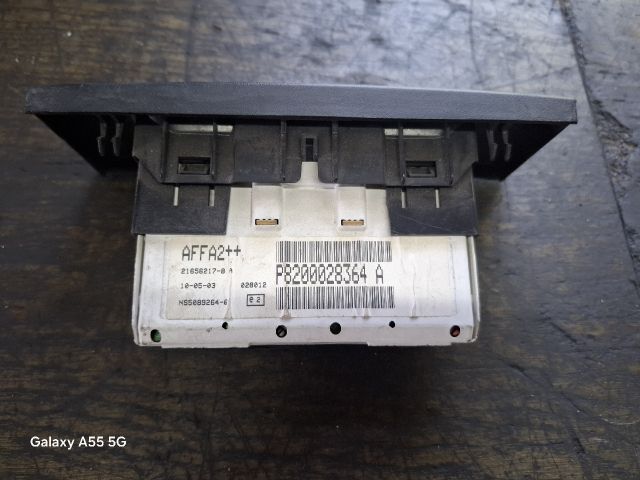 bontott RENAULT CLIO II Multifunkciós Kijelző