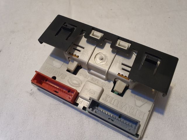 bontott RENAULT CLIO II Multifunkciós Kijelző