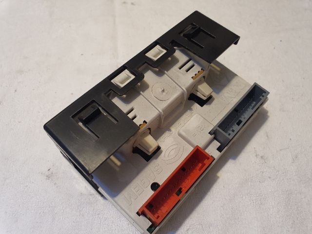 bontott RENAULT CLIO II Multifunkciós Kijelző