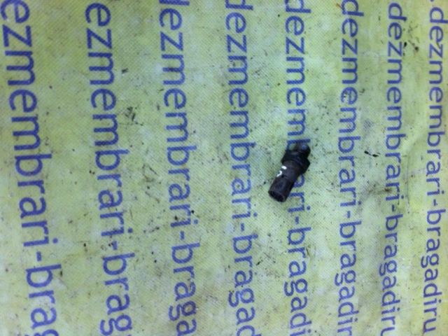 bontott RENAULT CLIO II Olajnyomás Jeladó