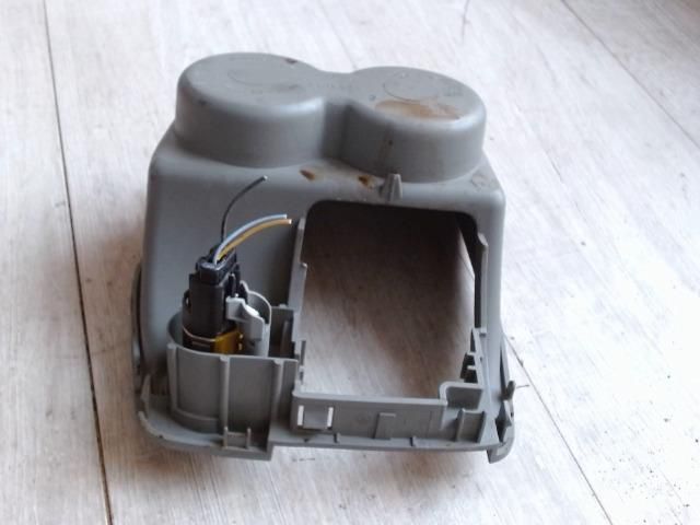 bontott RENAULT CLIO II Pohártartó