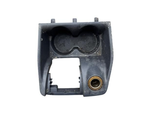 bontott RENAULT CLIO II Pohártartó