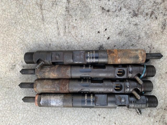 bontott RENAULT CLIO II Porlasztó (1 db)