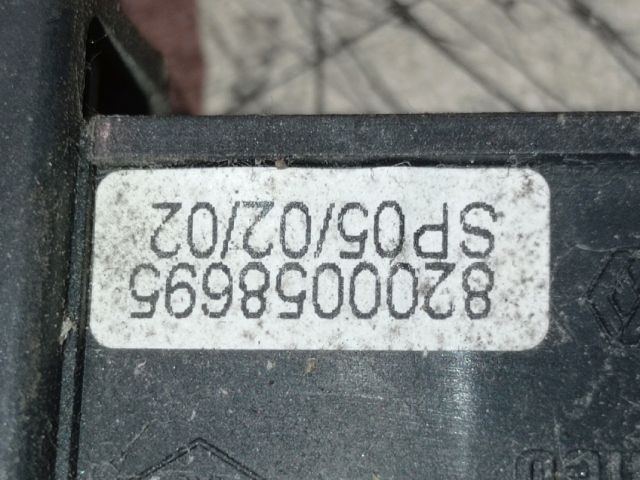 bontott RENAULT CLIO II Rádió / CD Kapcsoló