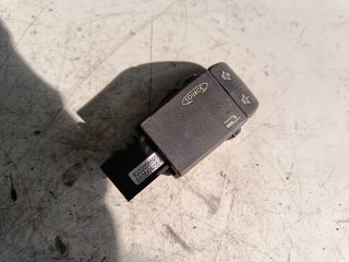 bontott RENAULT CLIO II Rádió / CD Kapcsoló