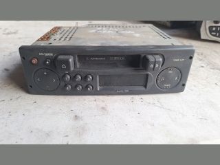 bontott RENAULT CLIO II Rádió / CD