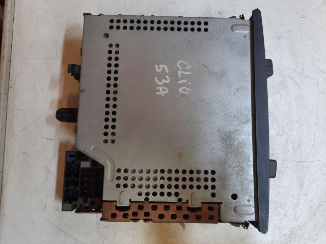 bontott RENAULT CLIO II Rádió / CD