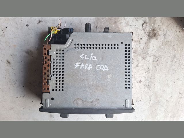 bontott RENAULT CLIO II Rádió / CD