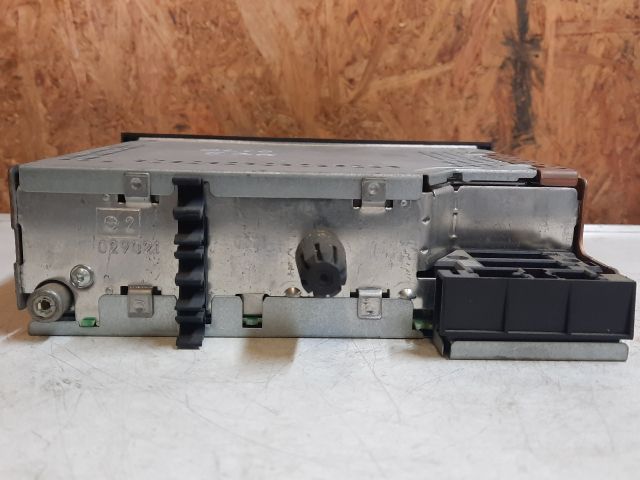 bontott RENAULT CLIO II Rádió / CD