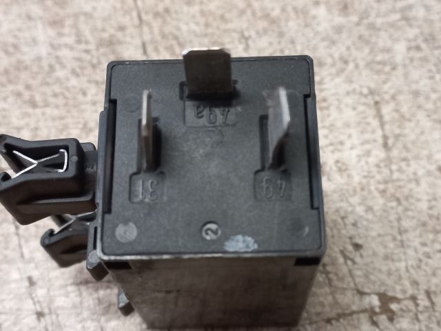 bontott RENAULT CLIO II Relé