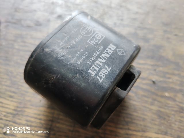 bontott RENAULT CLIO II Riasztó Hangszóró