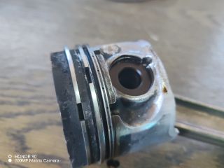 bontott RENAULT CLIO II Dugattyú és Hajtókar