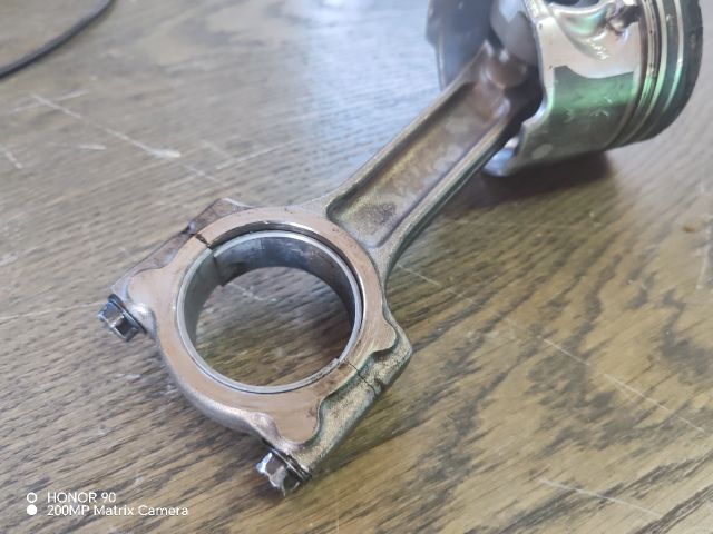 bontott RENAULT CLIO II Dugattyú és Hajtókar