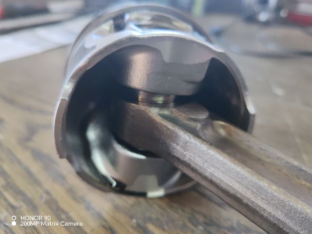 bontott RENAULT CLIO II Dugattyú és Hajtókar