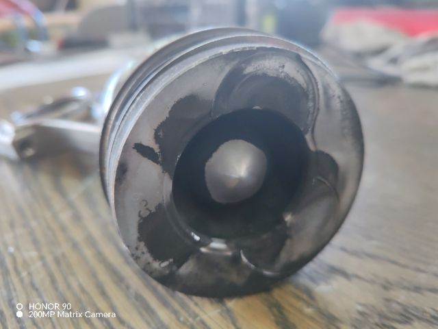 bontott RENAULT CLIO II Dugattyú és Hajtókar