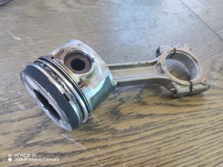 bontott RENAULT CLIO II Dugattyú és Hajtókar