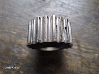 bontott RENAULT CLIO II Főtengely Bordáskerék / Lánckerék