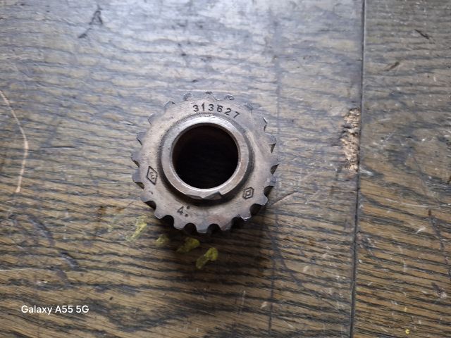 bontott RENAULT CLIO II Főtengely Bordáskerék / Lánckerék