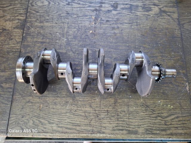 bontott RENAULT CLIO II Főtengely (Magában)