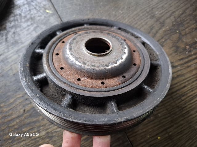 bontott RENAULT CLIO II Főtengely Szíjtárcsa