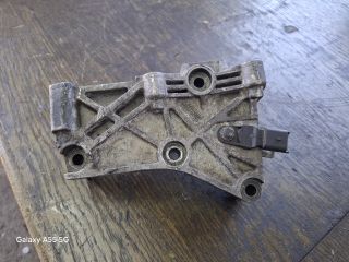 bontott RENAULT CLIO II Motor Tartó Bak (Fém)