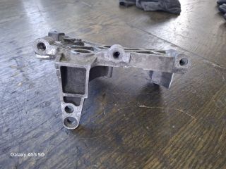 bontott RENAULT CLIO II Motor Tartó Bak (Fém)