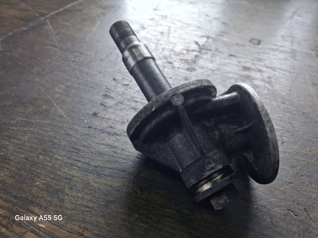 bontott RENAULT CLIO II Olajszűrő Ház