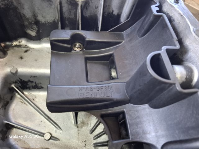 bontott RENAULT CLIO II Olajteknő