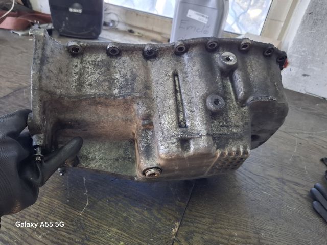 bontott RENAULT CLIO II Olajteknő