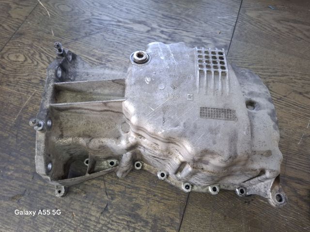 bontott RENAULT CLIO II Olajteknő