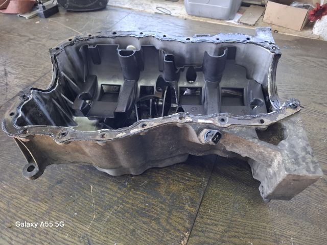 bontott RENAULT CLIO II Olajteknő