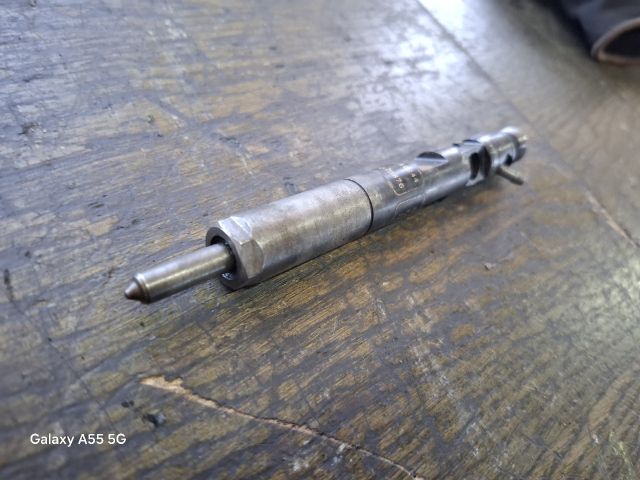 bontott RENAULT CLIO II Porlasztó (1 db)