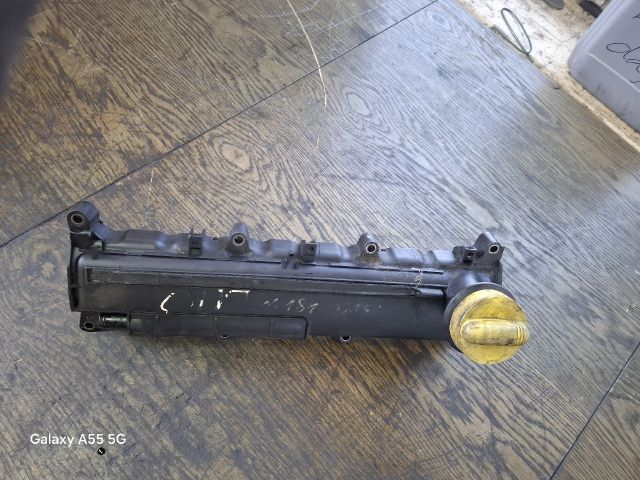 bontott RENAULT CLIO II Szelepfedél