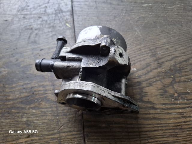 bontott RENAULT CLIO II Vákumpumpa