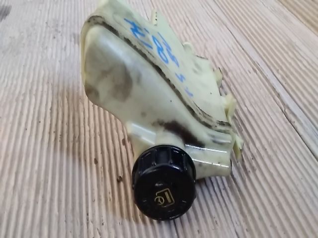 bontott RENAULT CLIO II Szervóolaj Tartály