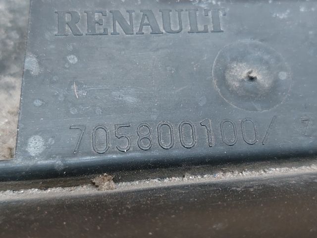 bontott RENAULT CLIO II Szívás Zaj Csökkentő Doboz