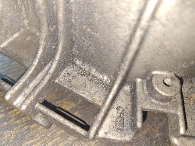 bontott RENAULT CLIO II Tartó Bak