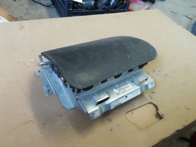 bontott RENAULT CLIO II Utasoldali Légzsák