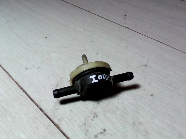 bontott RENAULT CLIO II Vákum Szelep