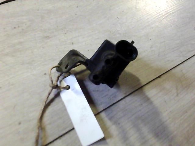 bontott RENAULT CLIO II Vákum Szelep