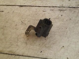 bontott RENAULT CLIO II Vákum Szelep