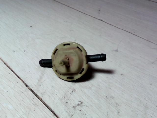 bontott RENAULT CLIO II Vákum Szelep