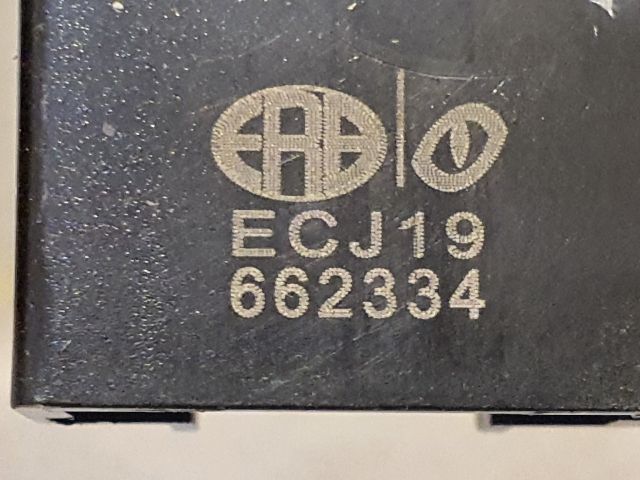 bontott RENAULT CLIO II Vészvillogó Kapcsoló