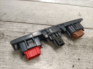 bontott RENAULT CLIO II Vészvillogó Kapcsoló