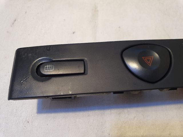 bontott RENAULT CLIO II Vészvillogó Kapcsoló